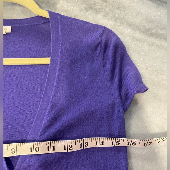 J. Crew Size XS Dark Periwinkle Short Sleeve V Neck Button Front Knit Cardigan - Picture 4 of 8